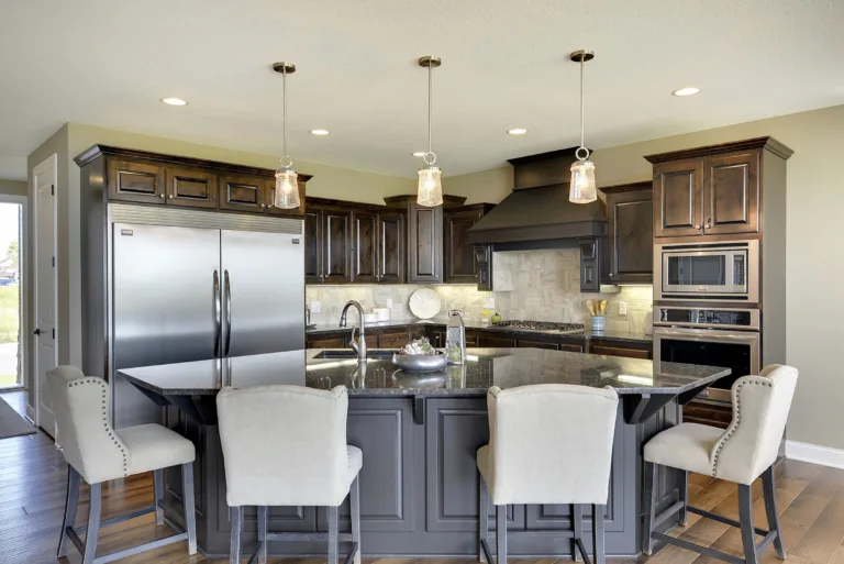 Custom kitchen cabinets