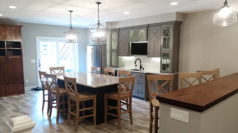 Custom home bar cabinetry